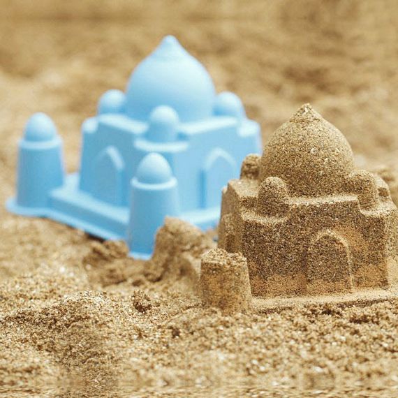 Architectural Sand Mold Set Lets You Recreate Iconic Structures In Sand