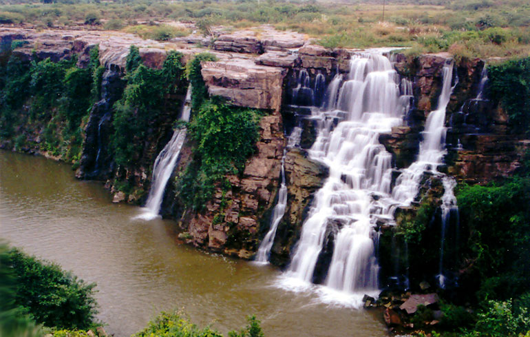 Ethipothala Waterfalls_Andhrapradesh